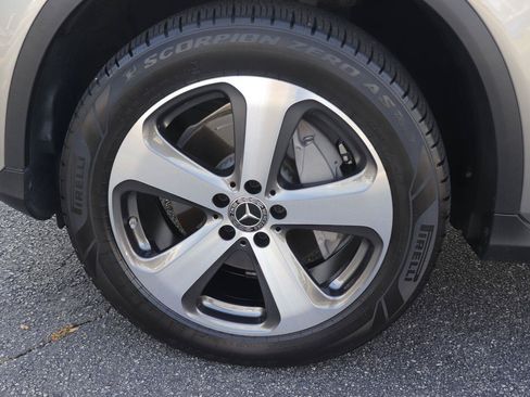 Used 2019 Mercedes-Benz GLC 300 4MATIC Coupe image 34