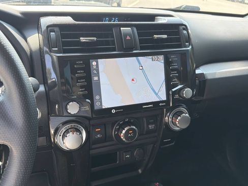 Used 2021 Toyota 4Runner Venture w/ Moonroof Package AWD/4WD image 27