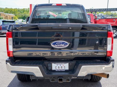 Used 2018 Ford F250 XL w/ STX Appearance Package RWD image 5