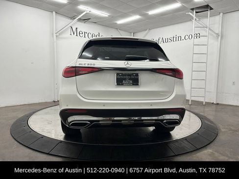 Certified 2026 Mercedes-Benz GLC 300 image 7