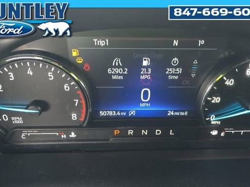 Used 2022 Ford Explorer XLT w/ XLT Sport Appearance Package image 9