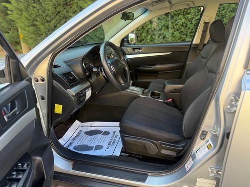 Used 2012 Subaru Outback 2.5i w/ Alloy Wheel Pkg image 19