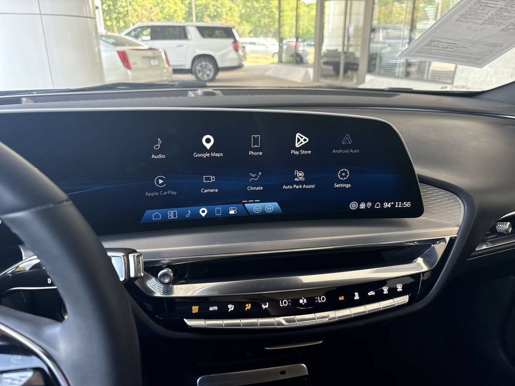 Certified 2024 Cadillac Lyriq Luxury AWD/4WD image 13