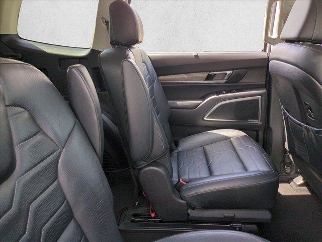 Used 2022 Kia Telluride SX w/ SX Prestige Package AWD/4WD image 21