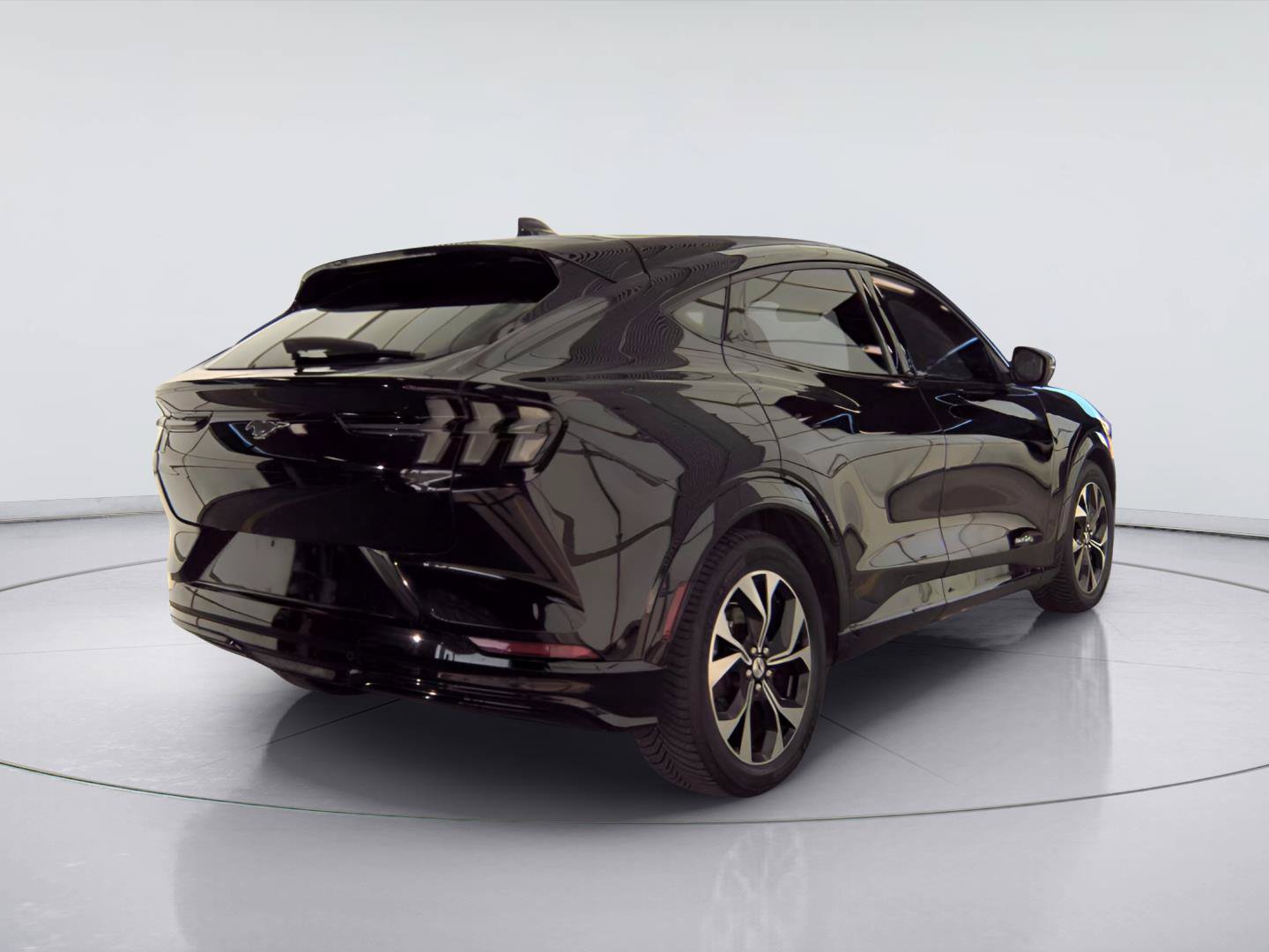 Used 2023 Ford Mustang Mach-E Premium AWD/4WD image 3