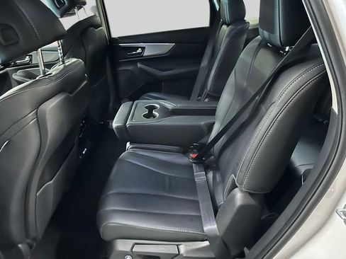 Used 2024 Acura MDX SH-AWD w/ Technology Package image 18