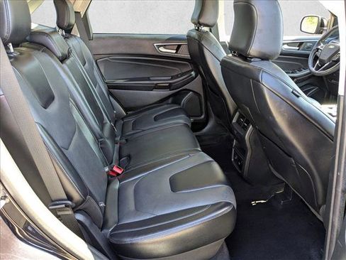 Used 2022 Ford Edge Titanium w/ Equipment Group 301A image 19