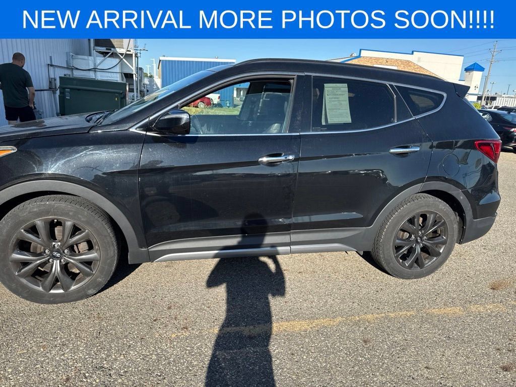 Used 2018 Hyundai Santa Fe Sport w/ 2.0T Ultimate Tech Package 05 AWD/4WD image 5