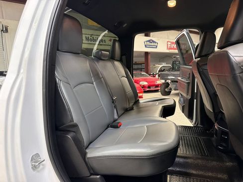 Used 2022 RAM 2500 Tradesman w/ Protection Group AWD/4WD image 39