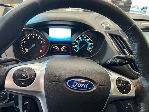 Used 2015 Ford Escape Titanium AWD/4WD image 2