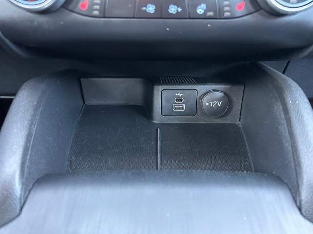 Used 2025 Ford Escape Active AWD/4WD image 18