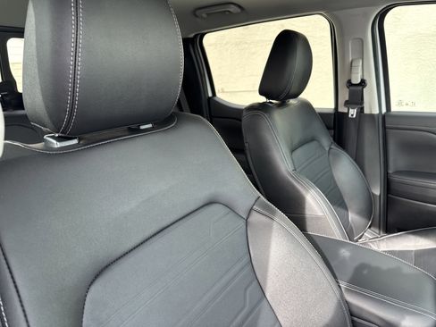 Used 2024 Ford Ranger Lariat w/ FX4 Off-Road Package image 18