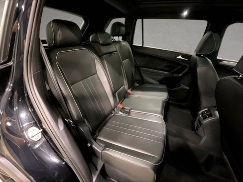 Used 2024 Volkswagen Tiguan SE R-Line AWD/4WD image 25