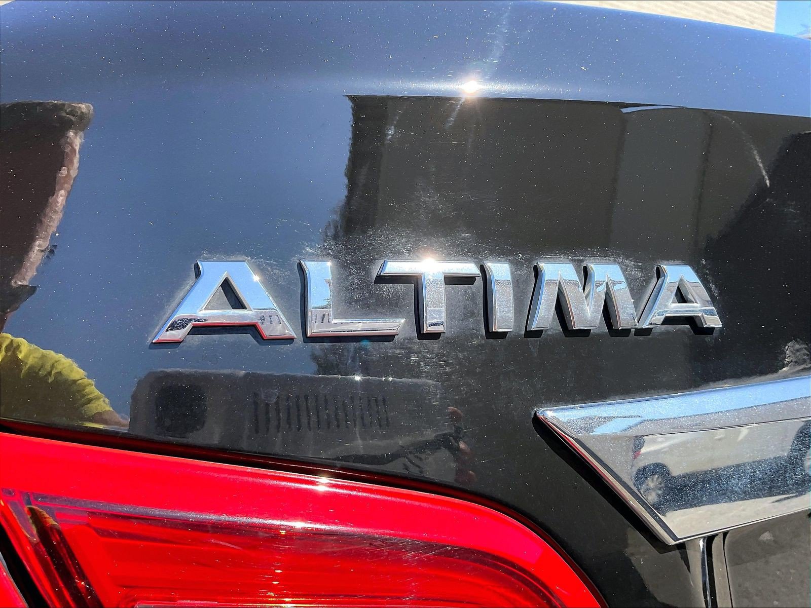 Used 2018 Nissan Altima 2.5 SL FWD image 29