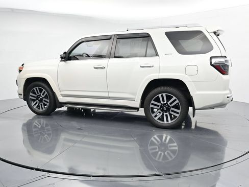 Used 2017 Toyota 4Runner Limited AWD/4WD image 5