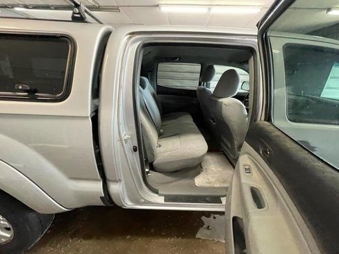 Used 2010 Toyota Tacoma 4x4 Double Cab image 26