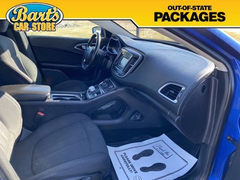 Used 2016 Chrysler 200 Limited image 13