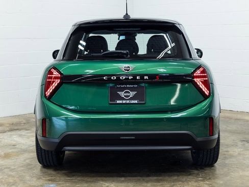 Certified 2025 MINI Cooper S image 9