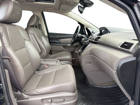 Used 2016 Honda Odyssey Touring image 16