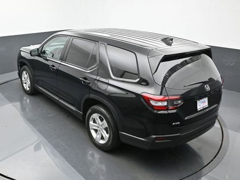 Used 2024 Honda Pilot LX image 14