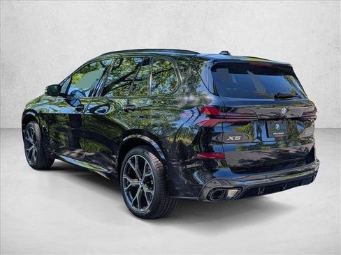 New 2026 BMW X5 xDrive50e image 2