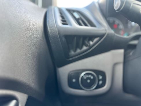 Used 2020 Ford Transit Connect XL image 21