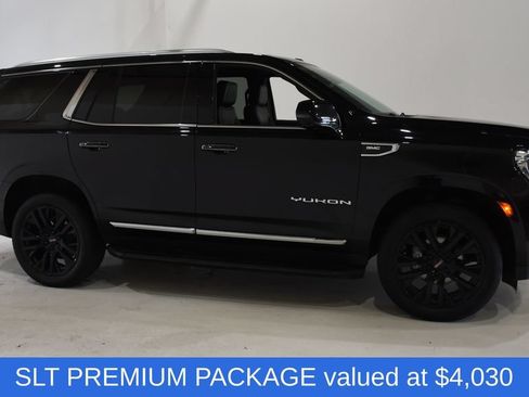 Used 2023 GMC Yukon SLT w/ SLT Premium Package AWD/4WD image 3