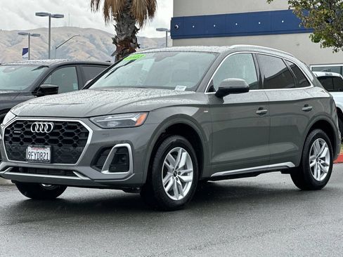 Used 2023 Audi Q5 2.0T Premium w/ Convenience Package AWD/4WD image 8