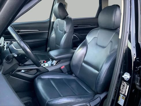 Used 2020 Kia Telluride LX FWD image 8