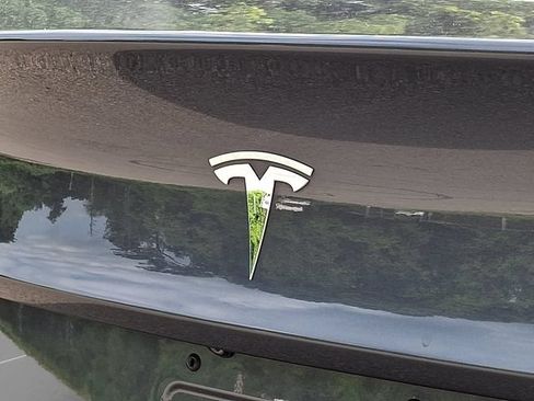 Used 2018 Tesla Model 3 Long Range RWD image 33