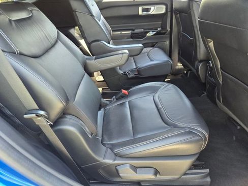 Used 2022 Ford Explorer ST w/ Equipment Group 401A AWD/4WD image 19
