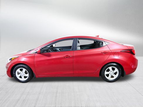 Used 2015 Hyundai Elantra SE image 4