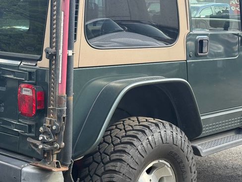 Used 2002 Jeep Wrangler Sahara AWD/4WD image 18