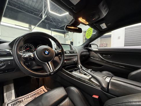 Used 2014 BMW M6 Coupe image 12