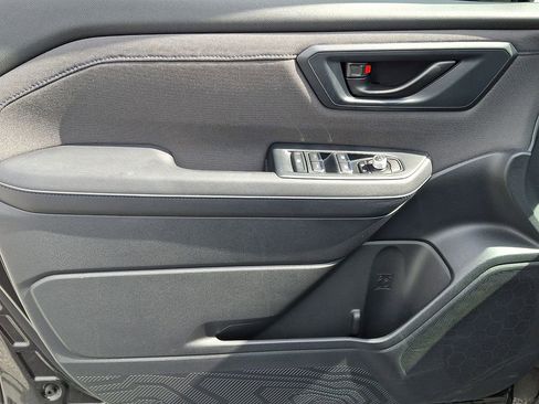 Certified 2025 Subaru Forester Premium image 14