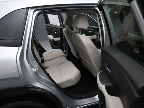 New 2026 Honda HR-V LX image 2