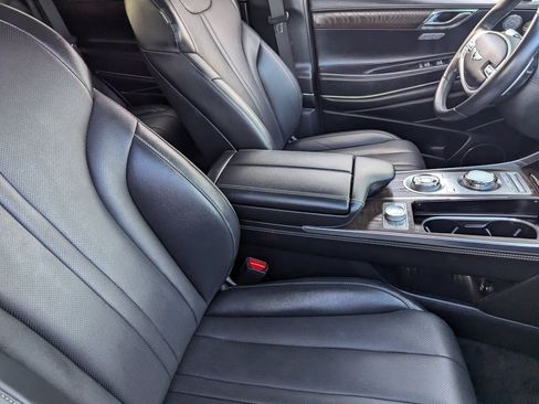 Used 2024 Genesis GV80 2.5T image 11