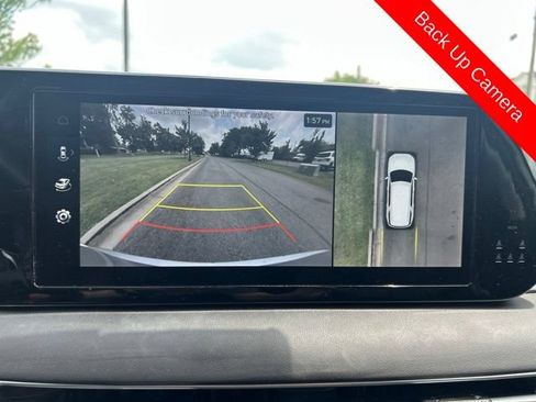 Used 2024 Hyundai Palisade Limited AWD/4WD image 10