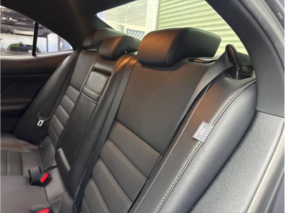 Used 2017 Lexus IS 200t F Sport w/ F Sport Package RWD image 18