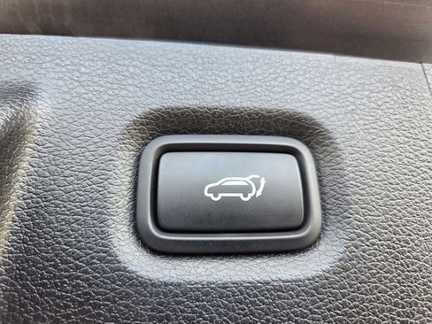 Used 2023 Hyundai Santa Fe Calligraphy FWD image 18
