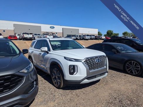 Used 2021 Hyundai Palisade SEL w/ Premium Package FWD image 4