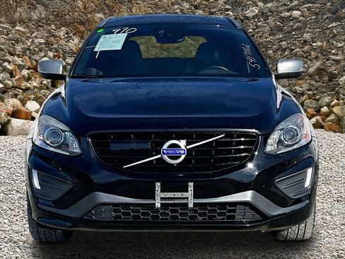 Used 2017 Volvo XC60 T6 R-Design w/ Climate Package image 3