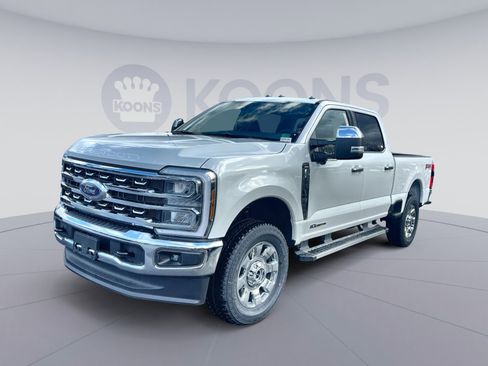 New 2026 Ford F250 Lariat w/ FX4 Off-Road Package image 1