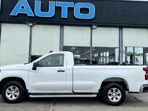 Used 2025 Chevrolet Silverado 1500 W/T RWD image 2