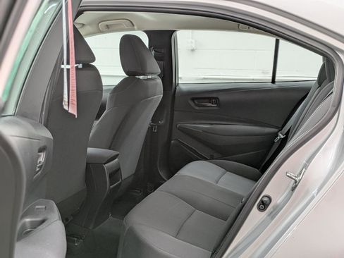 Used 2022 Toyota Corolla LE image 20