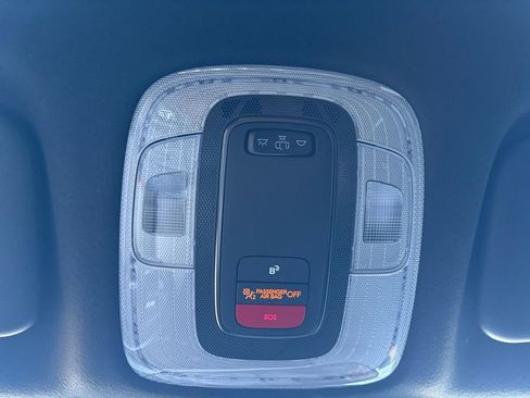 Used 2025 Hyundai Elantra SEL image 26