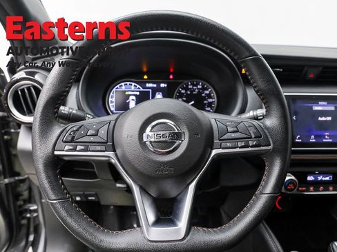 Used 2020 Nissan Kicks SR FWD image 10