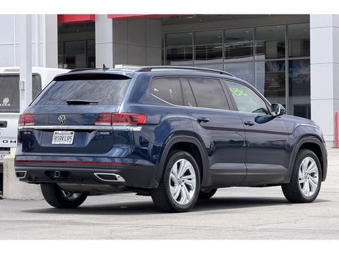 Used 2021 Volkswagen Atlas SE w/ Towing Package AWD/4WD image 4