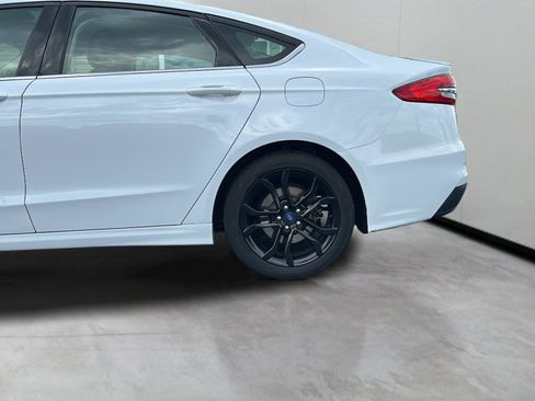 Used 2019 Ford Fusion SE w/ Equipment Group 151A FWD image 26