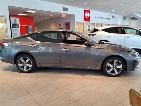 New 2025 Nissan Altima 2.5 S image 7